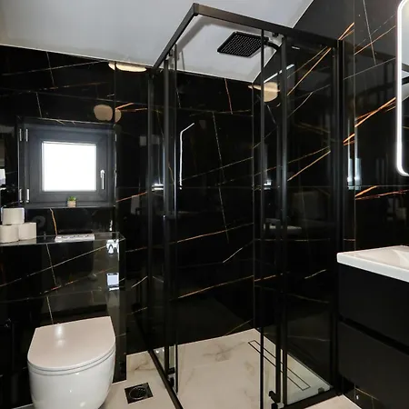 Golden Horizon Residence-peaceful Oasis With Pool Near The Sea Apartamento *