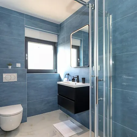 Golden Horizon Residence-peaceful Oasis With Pool Near The Sea Apartamento